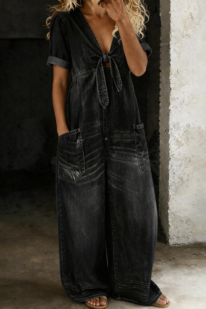 Naya | Kort denimjumpsuit med V-udskæring