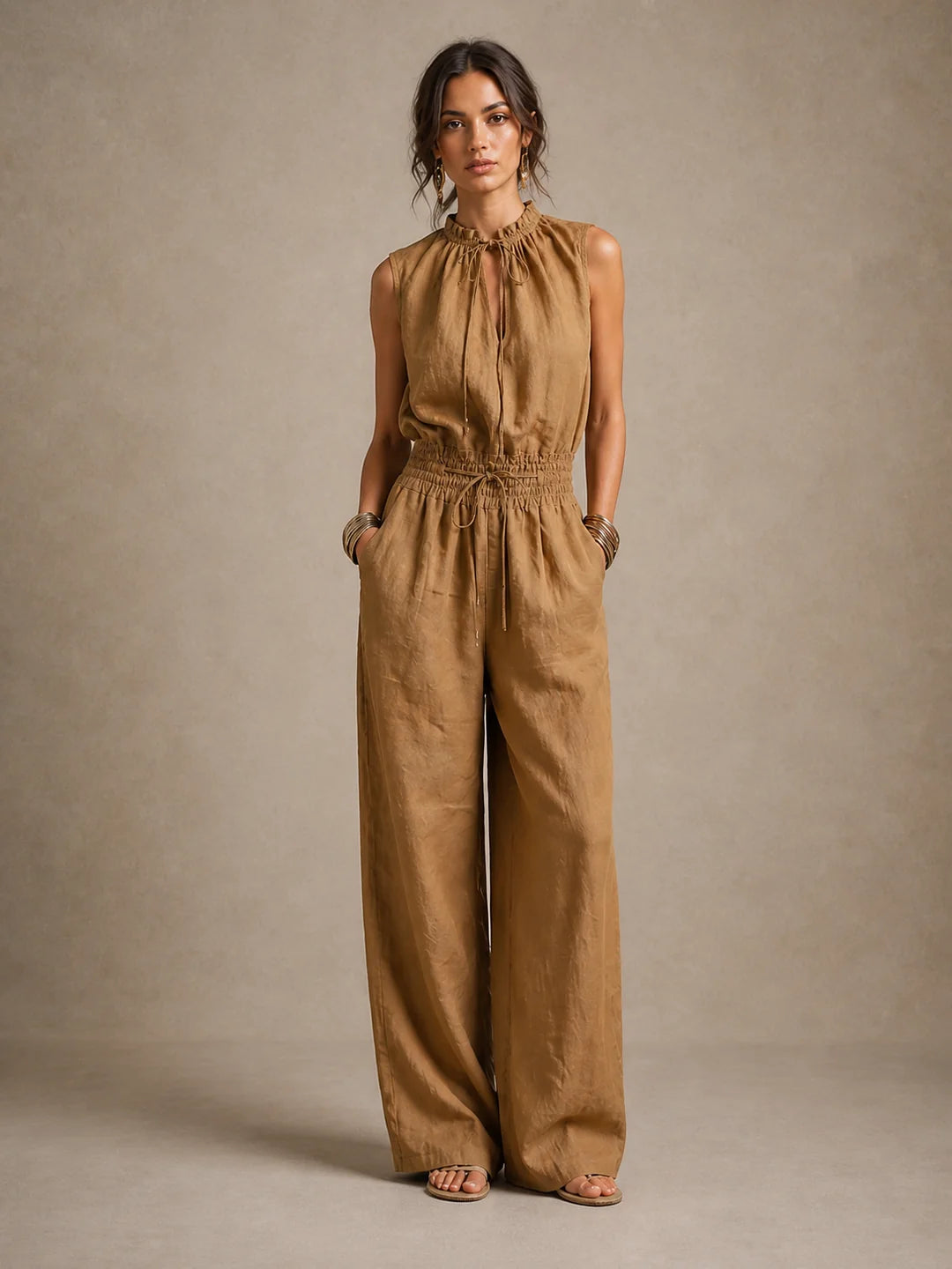 Zenaide | Elegant jumpsuit med bindebånd og vide ben