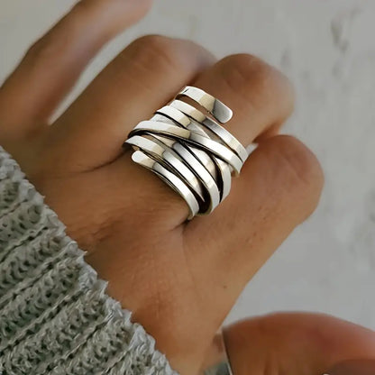 Elegant vintage ring i sølvlook