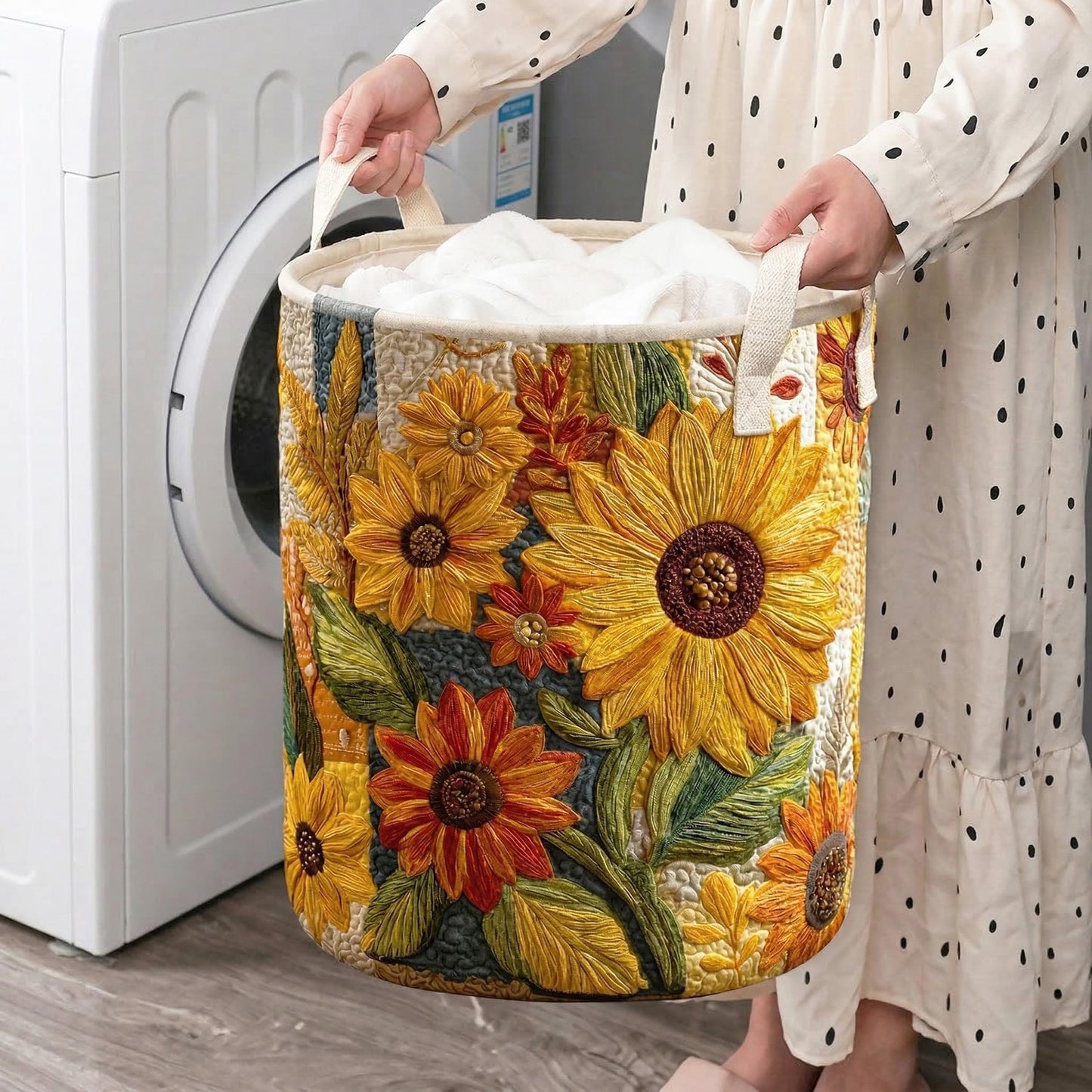 Cecilia – Quiltet opbevaringskurv med blomsterbroderi