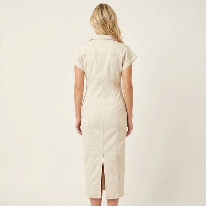 Maya | Figursyet denim-midikjole med knapper